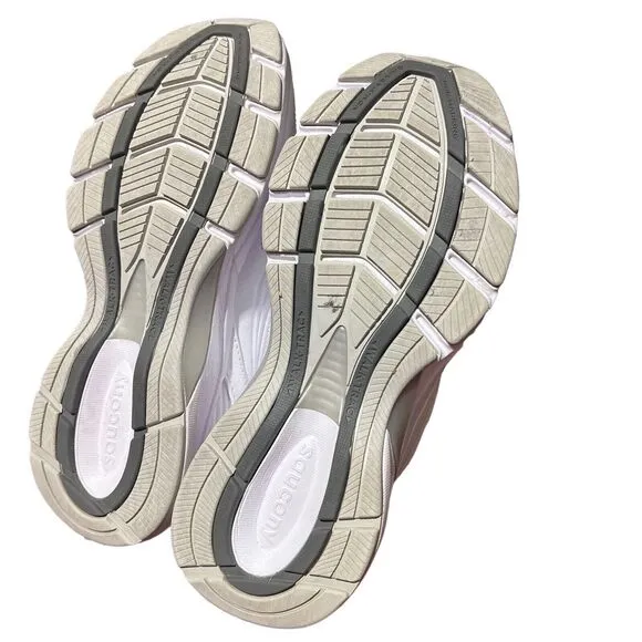 Saucony Womens Size 7 Omni Walker Sneakers S50203-1 White Lace Up Low Top Shoes