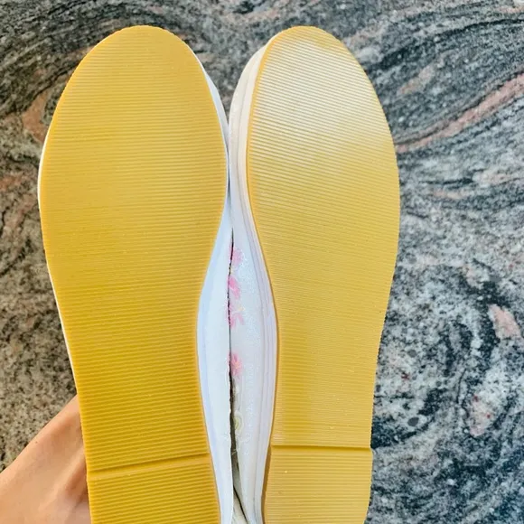Silk Embroidered Flats