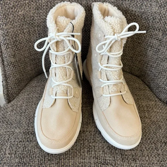 Sorel Explorer Next Joan Cozy &amp; Waterproof Suede  Boots Size 10.5 NWT