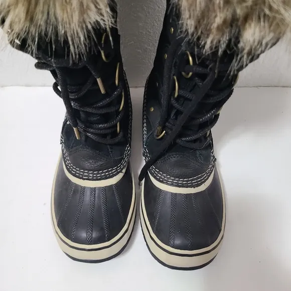 Sorel Joan of arctic tall winter boots snowboots