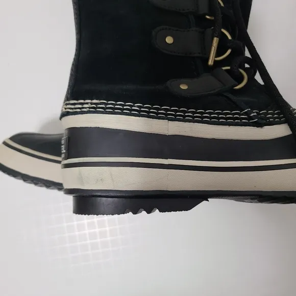 Sorel Joan of arctic tall winter boots snowboots