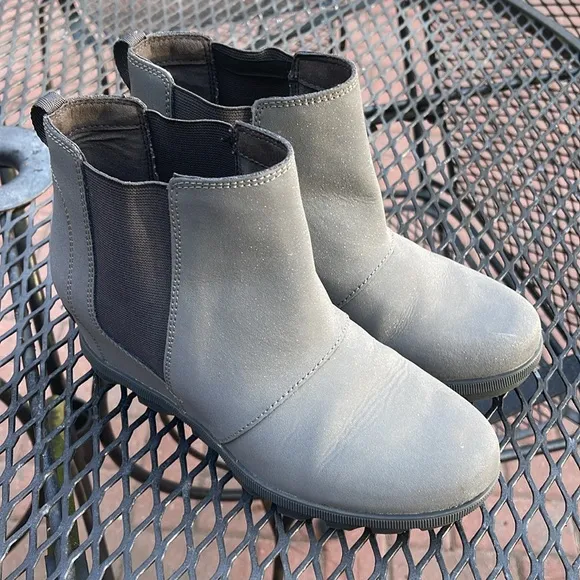 Sorel Joan Of Arctic Wedge II Chelsea Boot Women’s Quarry Size 5 Gray Ankle Boot