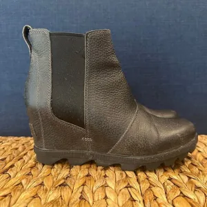 Sorel Joan of Arctic Wedge II Chelsea Boots sz 8.5 Black