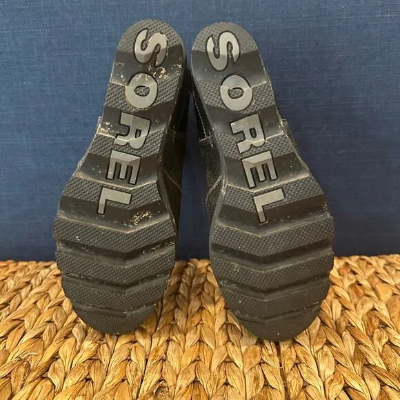 Sorel Joan of Arctic Wedge II Chelsea Boots sz 8.5 Black
