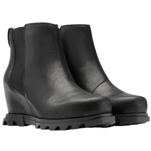 SOREL - Joan of Artic Wedge Chelsea size 10