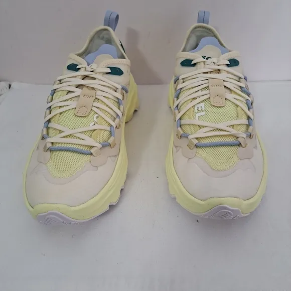 Sorel kinetic breakthru tech lace endive bleached ceramic 8.5 NWT