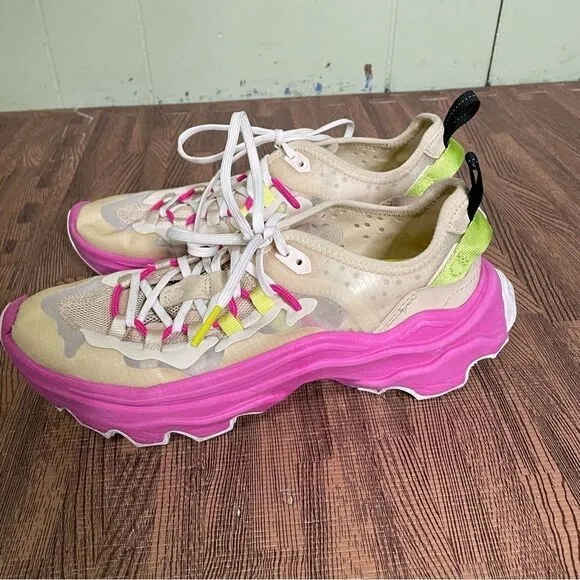 Sorel Kinetic Breakthru Tech Lace Sneakers Bleached Ceramic Fuchsia Fizz 7.5