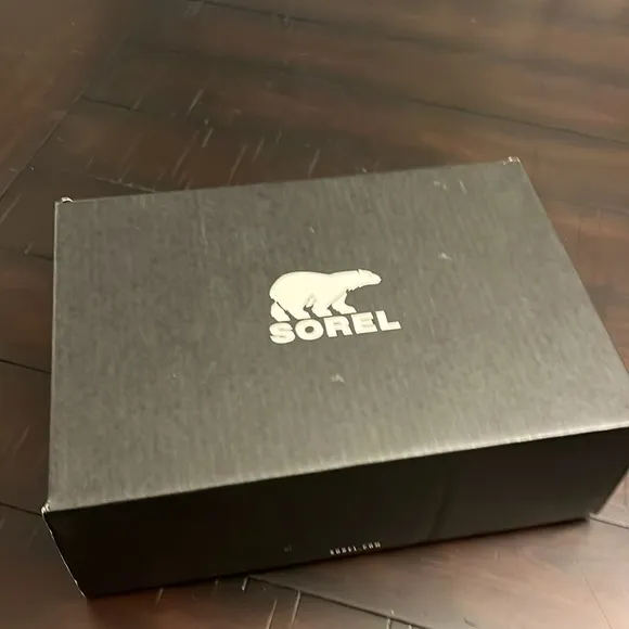 Sorel Kinetic Breakthru Tech shoes sneakers new Ceramic Fuchsia Fizz Womens