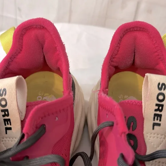 Sorel Sz 10 Pink Kinetic Breakthrough Tech Lace Sneakers Trainers Athletic Shoes