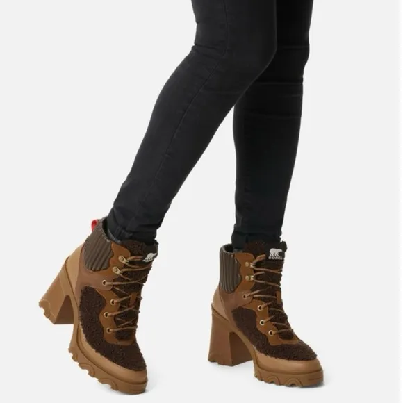 SOREL Tawny Buff &amp; Blackened Brown Brex Cozy Shearling Boots 9.5