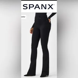 Spanx SPANXshape everywear Flare Jeans black size L