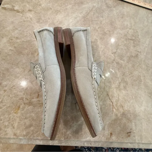 Sperry Gray Suede Slip-On Loafers with Penny Strap Woman’s. Sts81925
