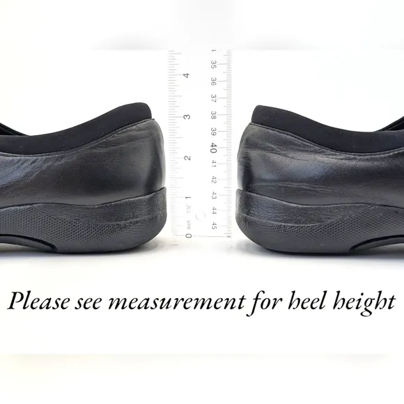 Stuart Weitzman Black Leather Loafers Women's Size 8M