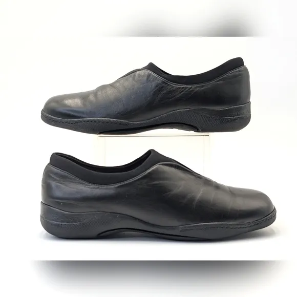 Stuart Weitzman Black Leather Loafers Women's Size 8M