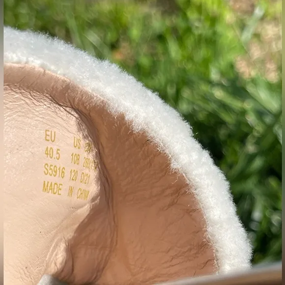 STUART WEITZMAN Cammy Slide Sandal NaturalShearling size 10 new