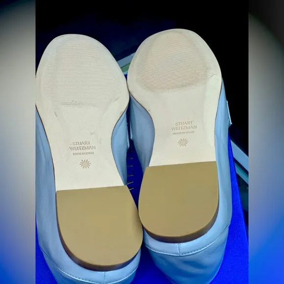 Stuart Weitzman Wylie‎ Foldable Back Loafers new with box . Color bone