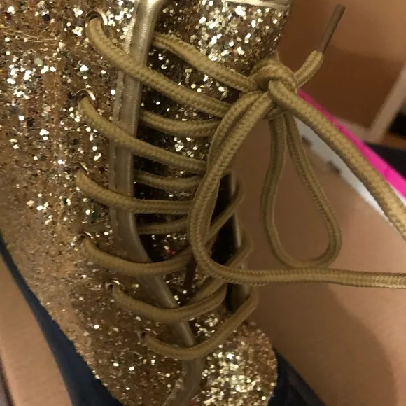Sugar gold glitter Duck boots with blue size 8