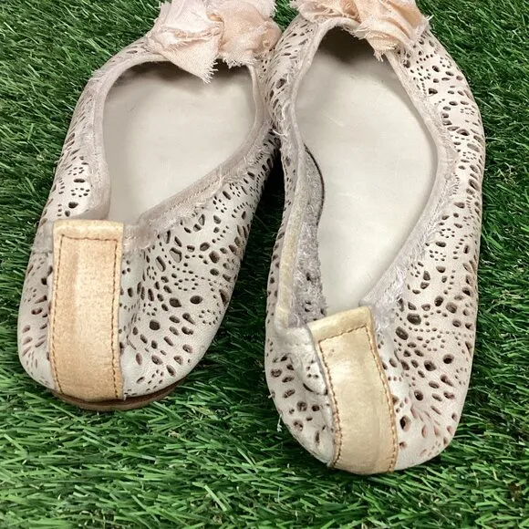 Sundance Laser cut Leather Ballerina Flats Sandals