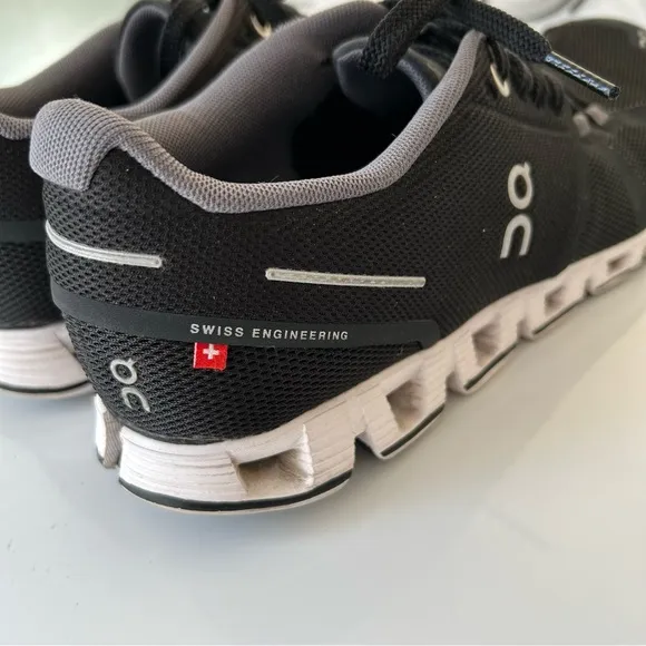Swiss Engineering On Women's Cloud 5 Black Running Shoes/Sneakers (Size 9.5)