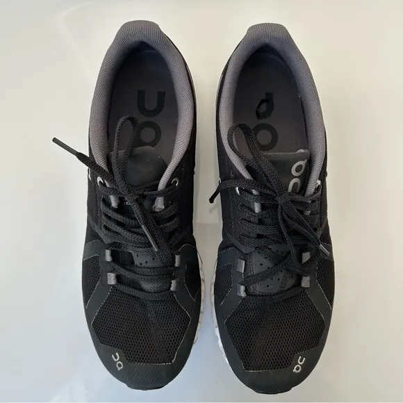 Swiss Engineering On Women's Cloud 5 Black Running Shoes/Sneakers (Size 9.5)