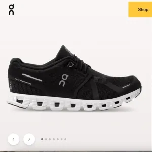 Swiss Engineering On Women's Cloud 5 Black Running Shoes/Sneakers (Size 9.5)