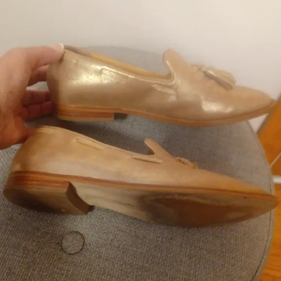 TALBOTS Leighton Tassel loafers metallic suede sz 9