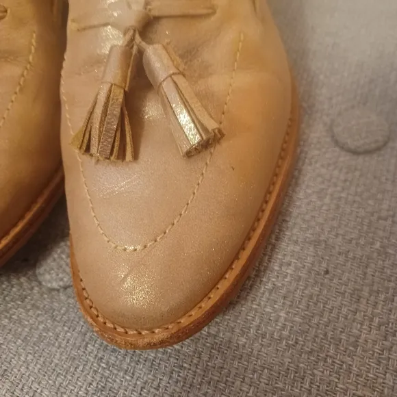 TALBOTS Leighton Tassel loafers metallic suede sz 9