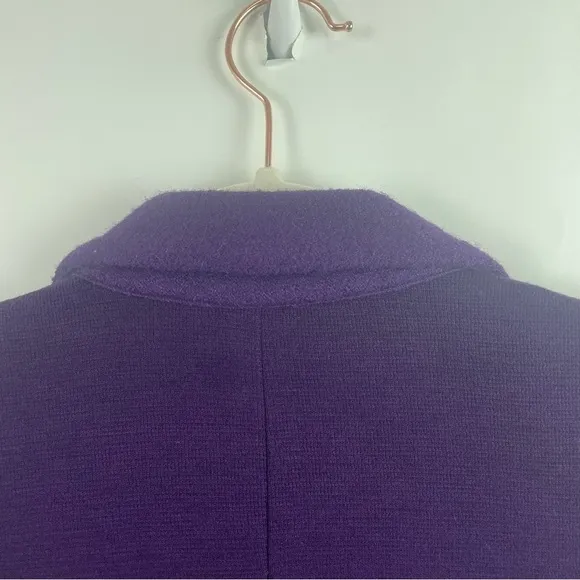 Talbots Wool Blend Purple Blazer Notched Collar Front Pockets Shorter Length 4P