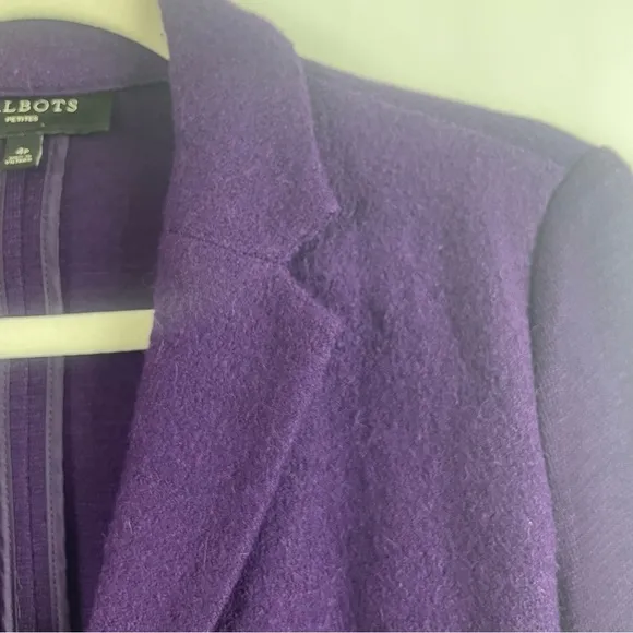 Talbots Wool Blend Purple Blazer Notched Collar Front Pockets Shorter Length 4P
