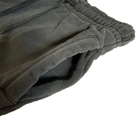 TALENTLESS CHARCOAL GRAY CLASSIC HEAVYWEIGHT SHORTS WITH POCKETS SIZE SMALL