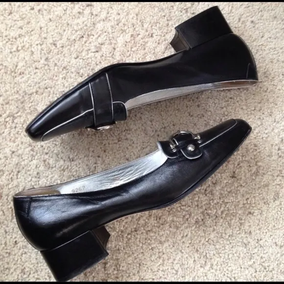 Taryn Rose Leather Loafers Black &amp; Silver with Buckle Women’s EU Size 40