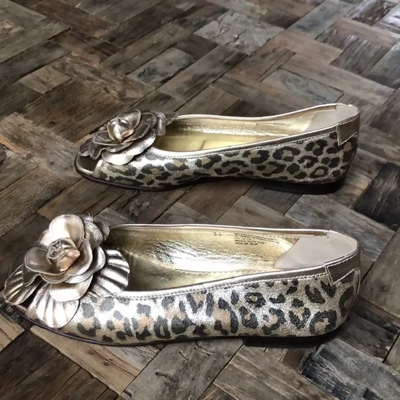 Taryn Rose Leopard Print Flats