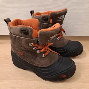 The North Face Black Brown Suede Waterproof Heat Seeker Chilkat III Boots Size 7