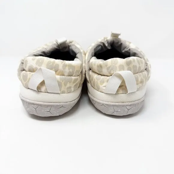 The North Face Cream &amp; Gray Leopard Print Goose Down Fill Puffer Loafers Size 10