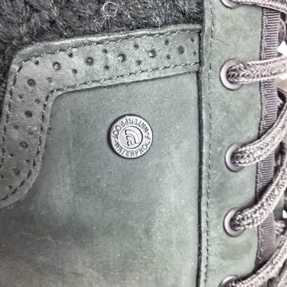 The North Face Shellista ll Mid Waterproof Primaloft Leather Boots Black