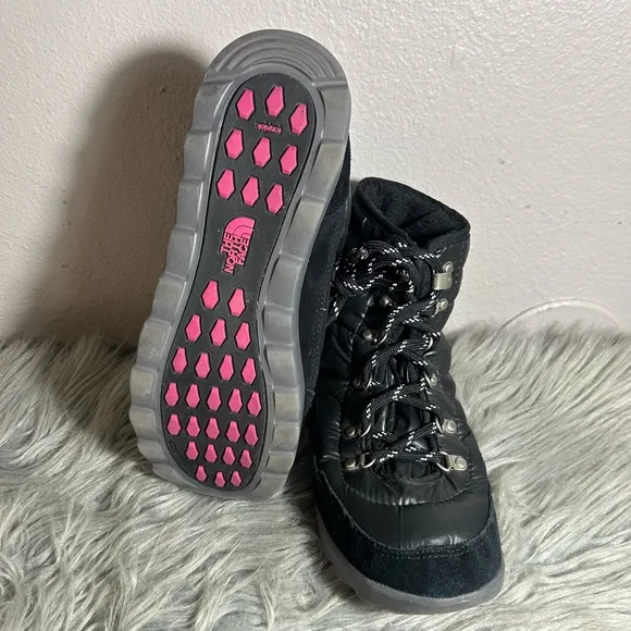 The North Face Thermo Ball Lace Waterproof Black Black Pink Winter Boots Size 9