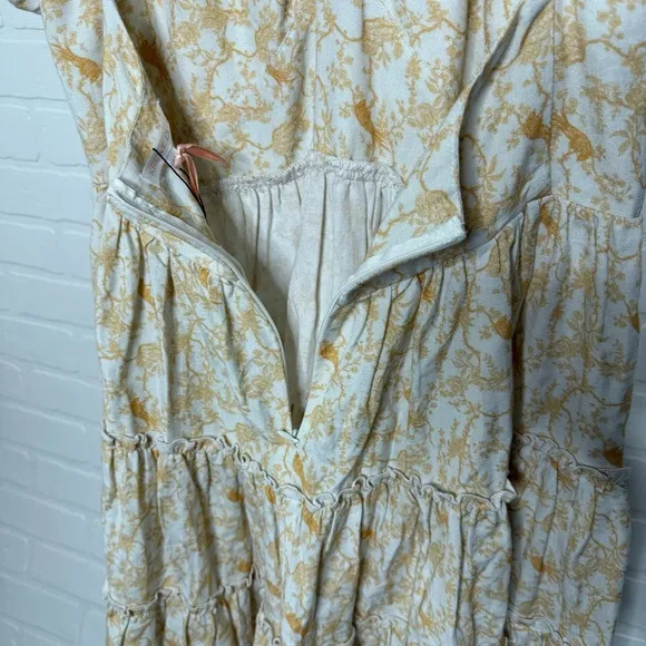 Theme Dresser Samos Dress Honey Floral sz M NWT