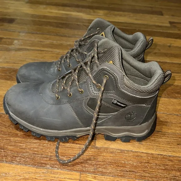 Timberland Boy’s Gray Hiking Boots, Sz 7