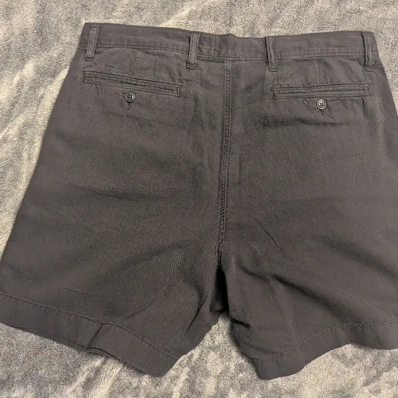 Todd Snyder 7&quot; Pleated Hudson Short in Nightwatch