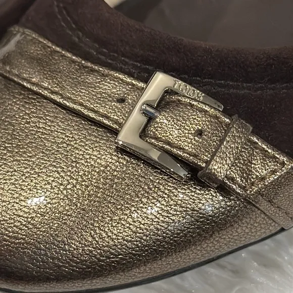 Tod’s Dee Suede and Metallic Leather Buckle Detail Cap Toe Ballet Flat Sz 38