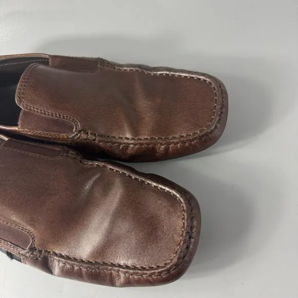 Tod's Men's Slip On Loafers Brown Leather Pebble Outsole Moccasin Shoes Size 8.5