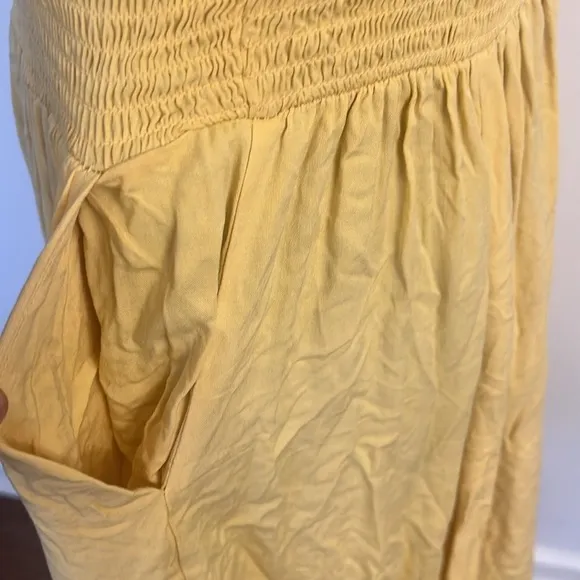 Torrid Sunshine Yellow Smocked Bodice Pleated V-Neck Dress, Sz. 1