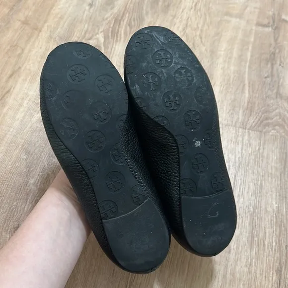 TORY BURCH | Black Leather Ballet Flats