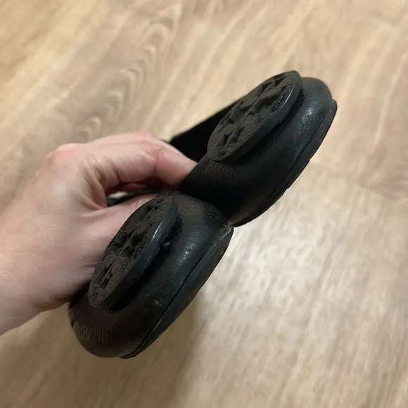 TORY BURCH | Black Leather Ballet Flats