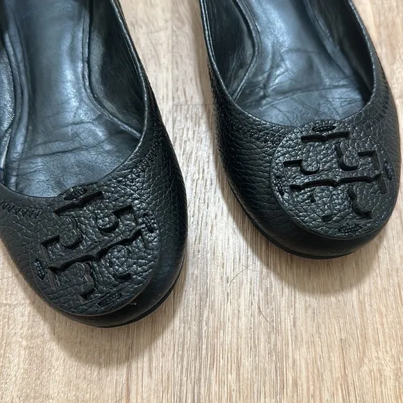 TORY BURCH | Black Leather Ballet Flats