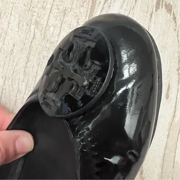 Tory Burch Black Patent Leather Reva Scrunch Ballet Flats Size 7.5