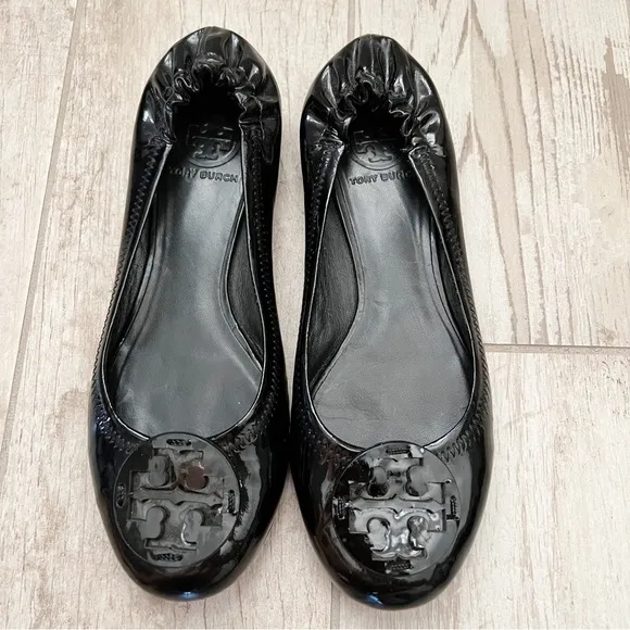 Tory Burch Black Patent Leather Reva Scrunch Ballet Flats Size 7.5