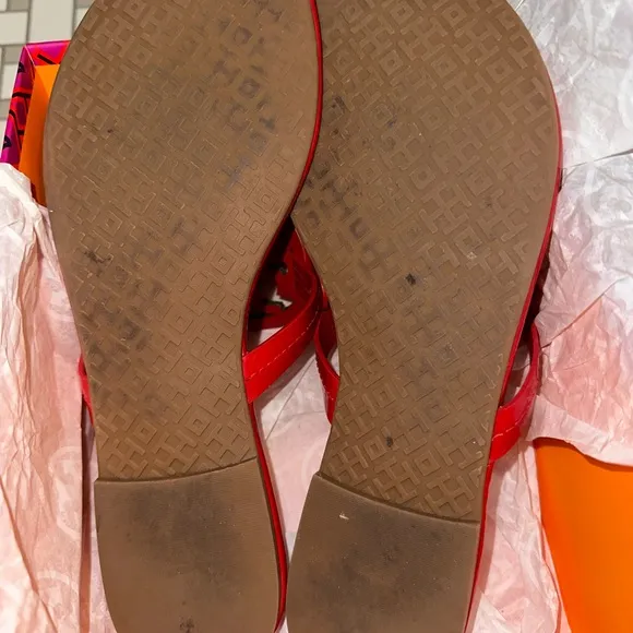 Tory Burch Miller Ruby Red Bright Rainbow Patent Leather 7.5 EUC