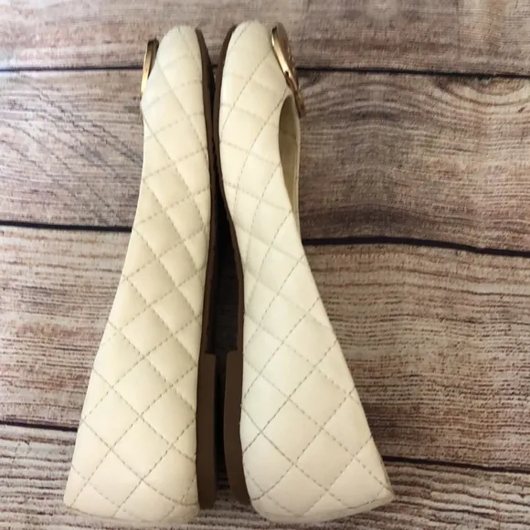 Tory Burch Quinn flats.