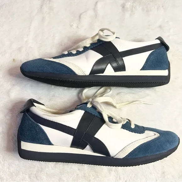 Tory Burch White &amp; Navy Blue Hank Sneakers Size 9.5